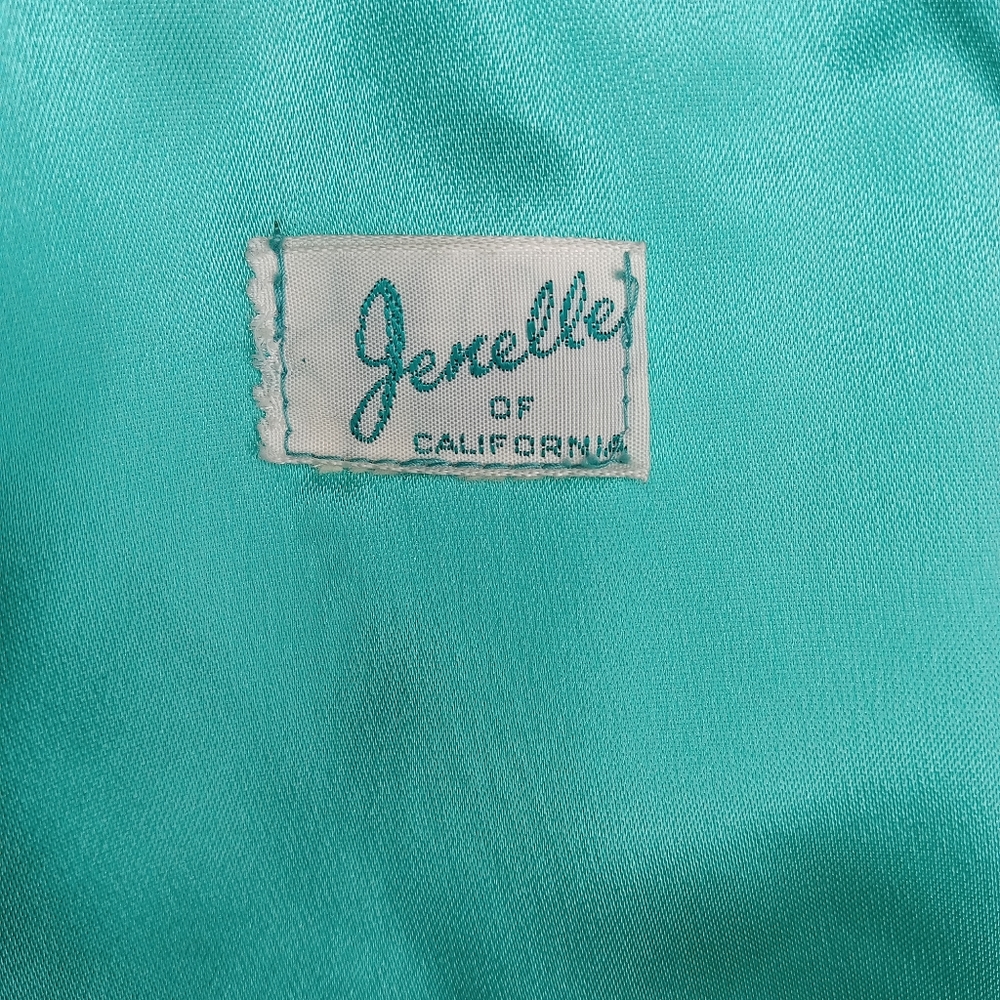 Vintage robe - Picture 2 of 3
